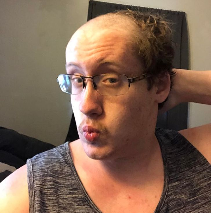 22 человека, которых мама точно в понедельник родила, иначе откуда этот вагон невезения