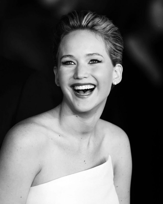 Дженнифер Лоуренс - горячая актриса, которая приостановила карьеру из-за рождения ребенка