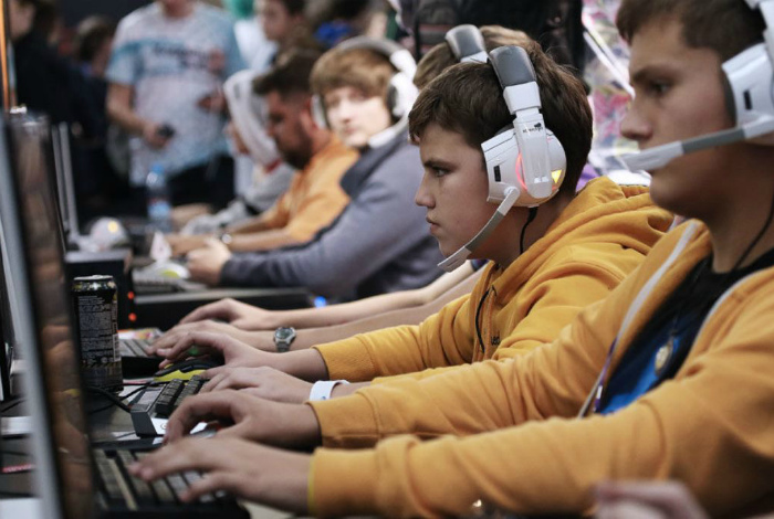 Запрет на видеоигры в Греции. | Фото: Маяк. Сосновый Бор.