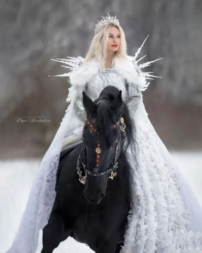 16 сказочных фотографий от девушки, которая создаёт завораживающие образы известных персонажей