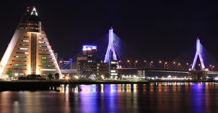 Японский город Аомори. Ночной Аомори. Источник изображения: funjapan.ru. Фото.