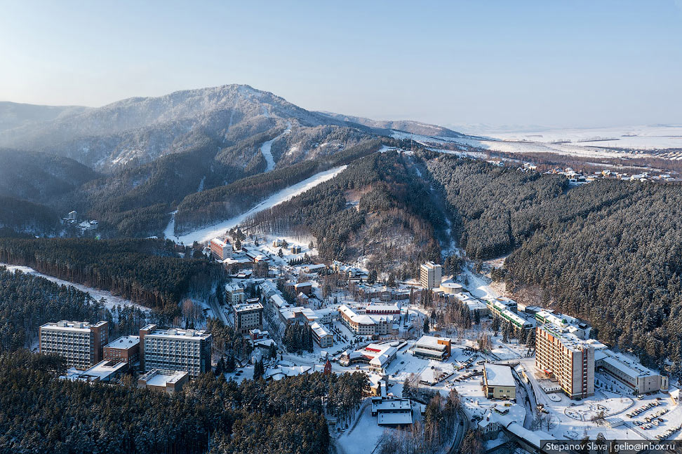 Белокуриха — город-курорт в предгорьях Алтая Белокуриха — город-курорт в предгорьях Алтая