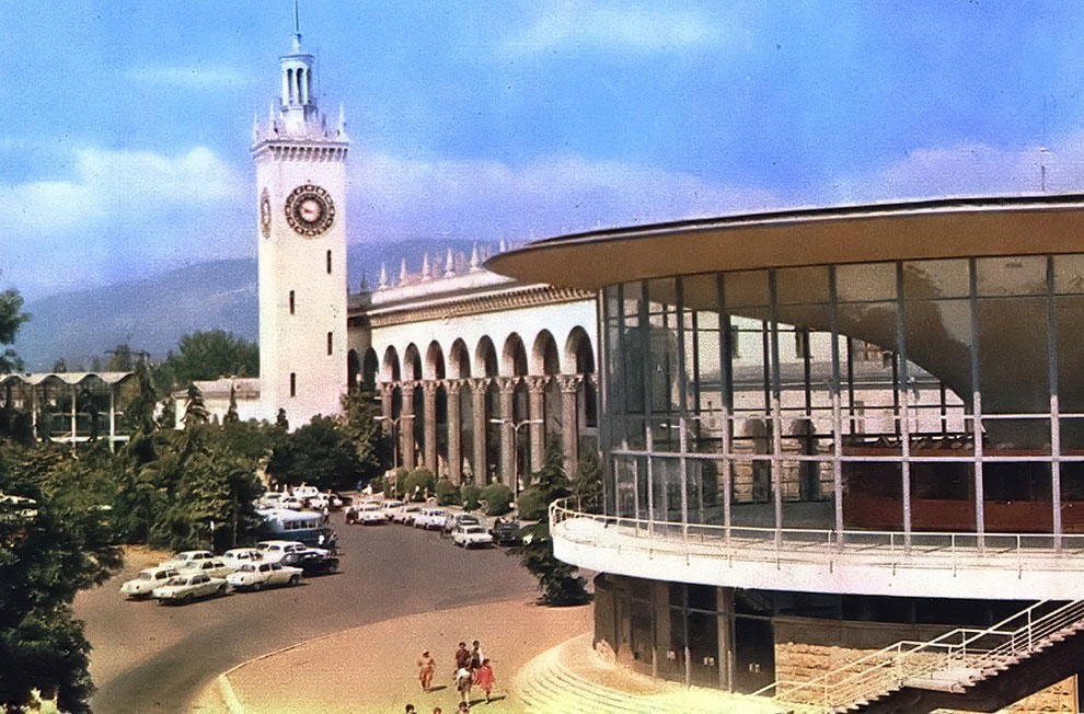 Город Сочи 30 лет назад