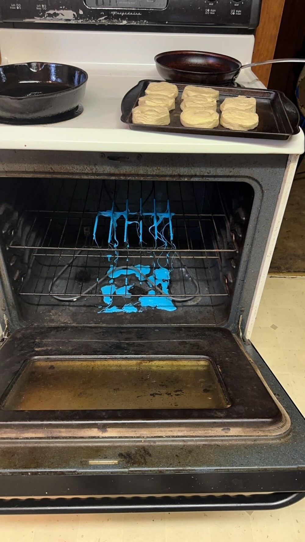 27. Забыла проверить духовку 27. Забыла проверить духовку