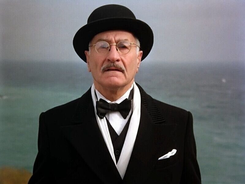 «Десять негритят решили пообедать...» «Десять негритят решили пообедать...»