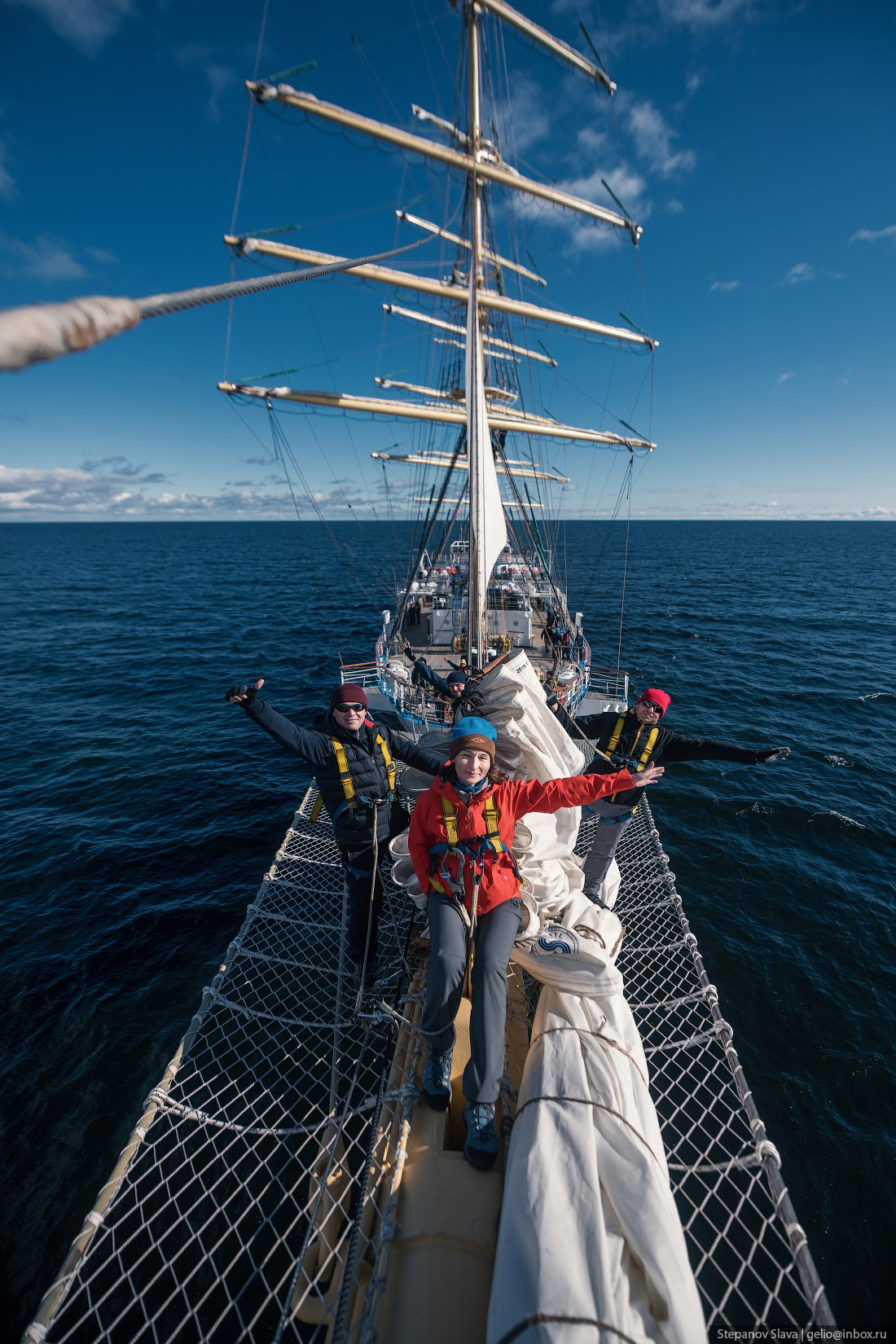 парусник мир