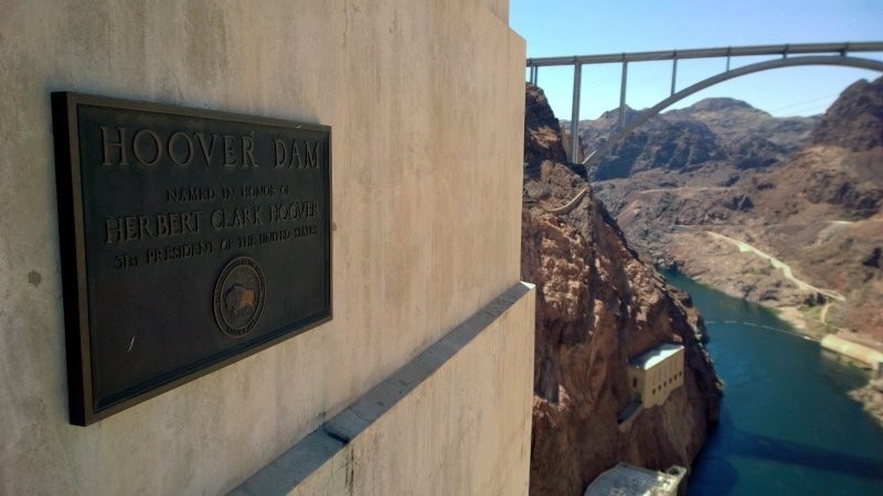 3. США и роковое совпадение на плотине Гувера