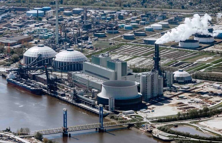 Германия снесла свою новейшую угольную станцию за 3 миллиарда евро