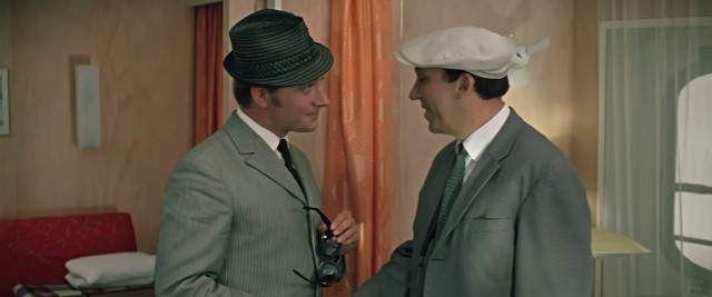 Бриллиантовая рука - заметки про фильм