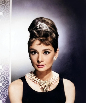 Одри Хэпберн в роли Холли Голайтли | Источник: Edward Roth / Legion Media