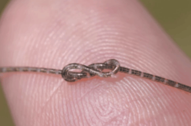 Этот самый необычный чип толщиной с волос изменит носимую электронику. Вот такой необычный компьютер придумали китайские ученые. Изображение: NewAtlas. Фото.