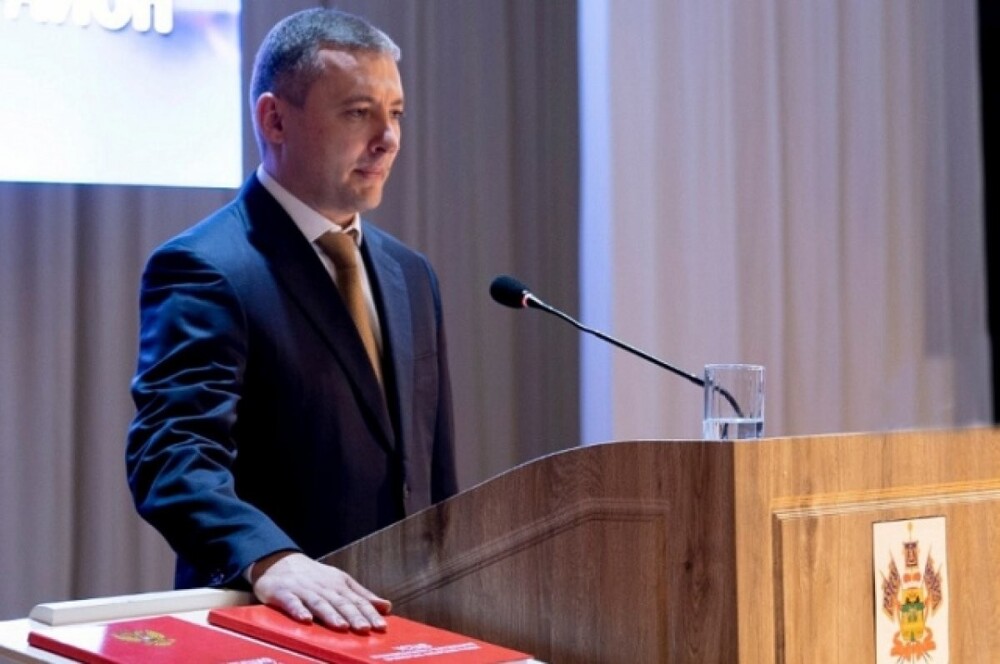 У засудившего пенсионерку чиновника изымут имущество на 250 млн рублей У засудившего пенсионерку чиновника изымут имущество на 250 млн рублей