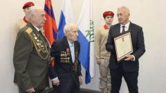 «Волга была красной от крови»: 101-летний участник Сталинградской битвы рассказал, как в войну дошёл до Кёнигсберга