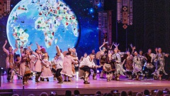 Неповторимыми концертами отметили 45-летие ансамбля «Энэр» в Магадане