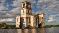 Крохино — церковь, которая стоит в воде и хранит память о Русском Севере