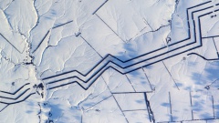 Странные линии в российской степи