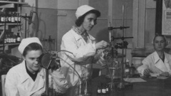 ВИЧ: откуда среди людей появился смертельный вирус