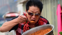 Почему жители жарких стран едят острую пищу, если она вызывает пожар внутри