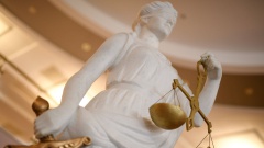 Суд запретил "ЯПлакалъ" распространять экстремистские юморески