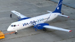 "Летит хорошо, далеко, быстро". В России начались поставки Ил-114-300